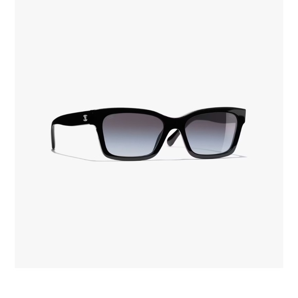 Chanel Sunglasses - Picture 1 of 7